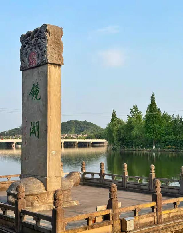 游景色秀美的柯岩