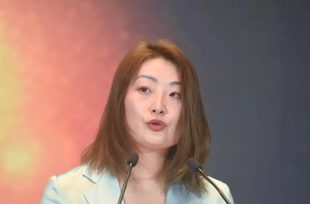 娃哈哈遗产风波没完，宗馥莉再传3大重磅消息，孟晚舟真没说错