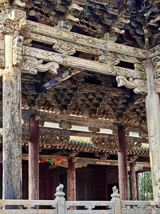 藏在乡野的国六，小靳东岳庙献殿，斗拱木雕极尽精巧