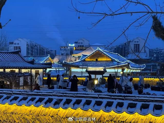 延边冰雪奇境！朝鲜族民俗园光影跨年夜，邀你共赏万灯烟花