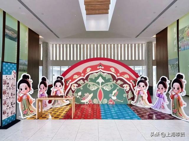 漫游大唐、科幻穿越、公园撒欢……攻略在手说走就走！