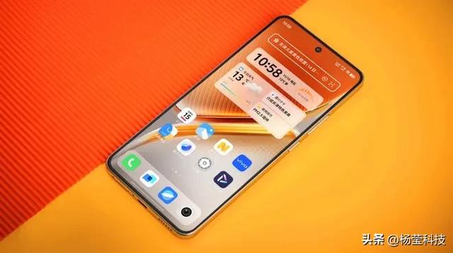 iQOO Neo11质感升级：2K直屏配金属边框，中端机体验再进阶