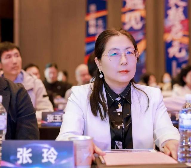 博厚医疗人工智能重塑家庭健康新范式新闻发布会暨“长寿经济与未来大健康研究中心”揭牌仪式圆满成功！