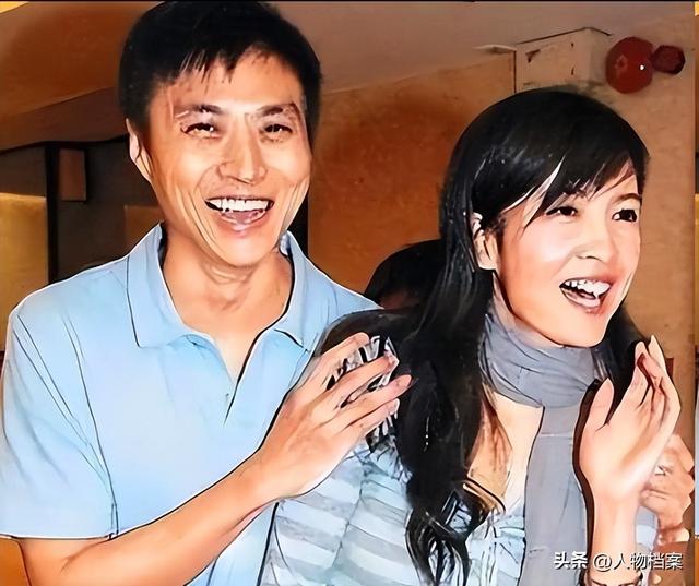 被戴8次绿帽子，3次被捉奸在床，这就是我们“玉女”守卫的爱情
