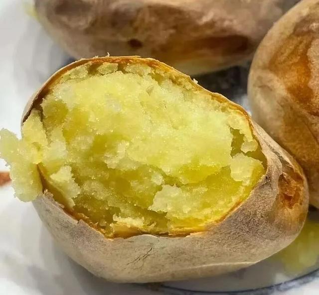 洋芋开花赛牡丹