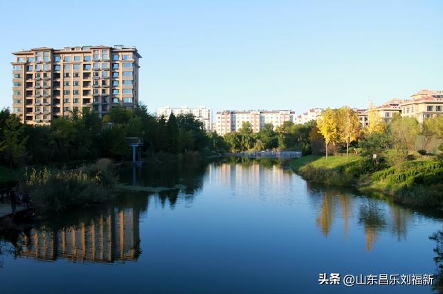 蓝天白云·径去西城拍片