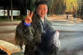 青回！真人版“猫抓老鼠”受年轻人追捧 出圈！爆火背后是运动+社交的双向奔赴图片