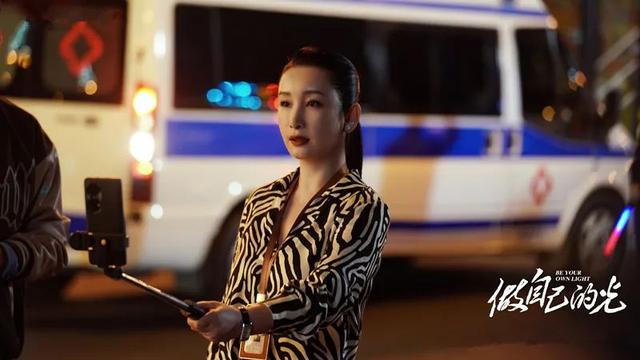 欠债人妻疯狂逆袭《做自己的光》刘涛秦海璐爽剧够狠吗？