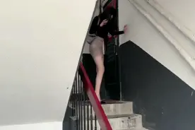 新搬来的女邻居， 有什么需要注意的没？图片