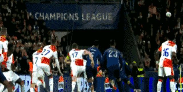 欧冠10连胜+连续8场零封！阿森纳客场3-0击败布拉格斯拉维亚