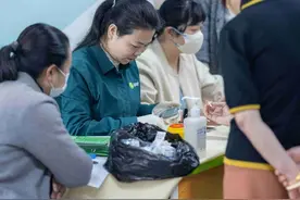 助力特殊群体无碍就医，这个阳光陪诊站启动运行图片