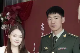 《变形计》高占喜订婚，农村娃已逆袭成上尉，桌上摆放15万现金！图片