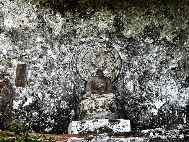 乐山大佛是哪尊佛？为什么是唐代的佛身，民国的佛头？能镇水吗？