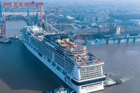 豪华邮轮“地中海荣耀”号坞修保养如期完成图片