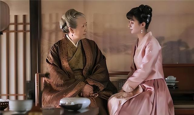 俗语：“男怕小嘴，女怕大鼻”，为何这样说？女子鼻子大有何影响