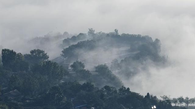 韩立强：天上王城的璀璨霞光
