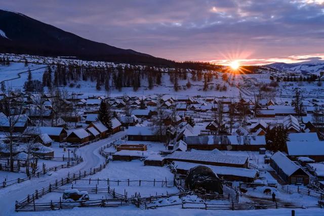 千万别在冬天去新疆！因为去了就回不来了……