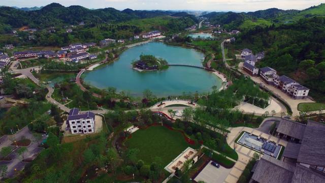 乡游黔中 · 新蒲新区 乐安村丨沙滩文化润秋色,黔北古村展新颜