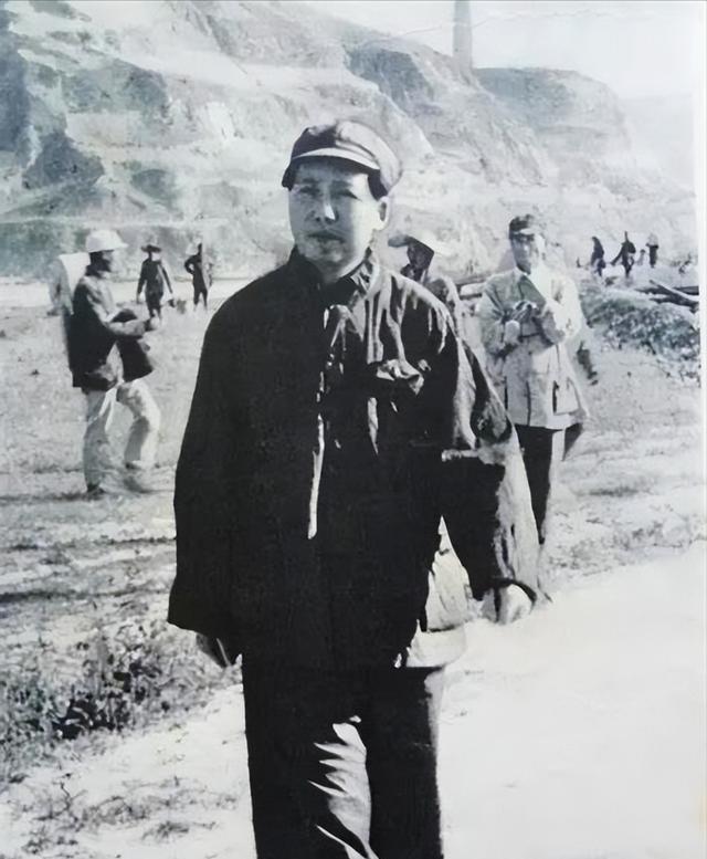 林克揭露毛主席真实生活：并非外界说的那么辛苦，中央很重视主席