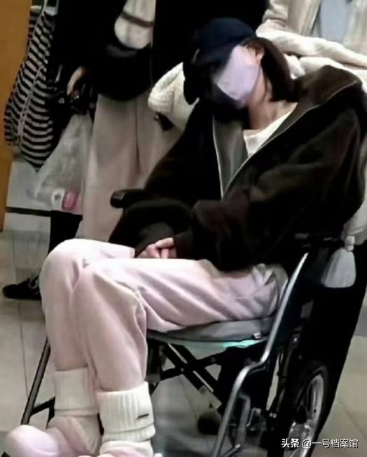 明星自曝娱乐圈黑幕，陪玩陪睡是小事，章子怡巩俐只是冰山一角