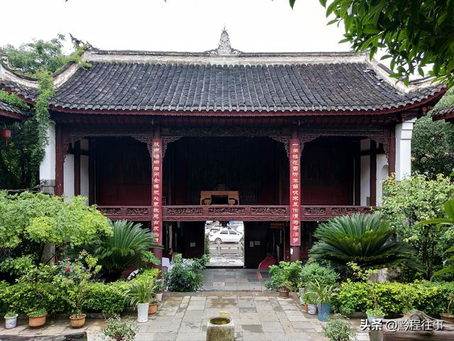 何以青岩：清朝末年，四教云集的青岩古镇的人文胜迹