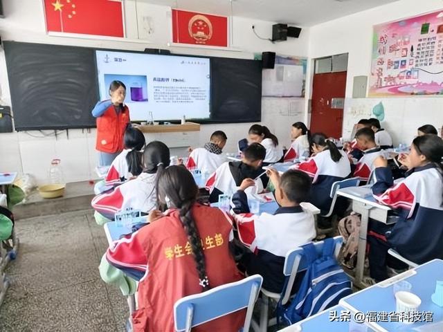 山海相连 生态筑梦—福建省科技馆赴藏参加2025年现代科技馆体系联合行动“生态文明‘行动派’”主题科普活动