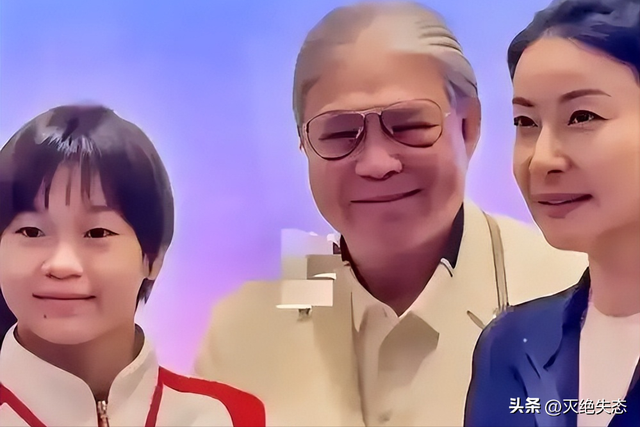 郭晶晶也没想到，18岁官宣喜讯的全红婵，竟和她走了同一条"老路"