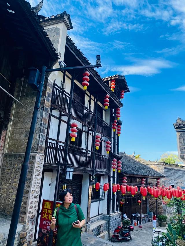 边城印象:一口吃三省 三地闻鸡鸣!