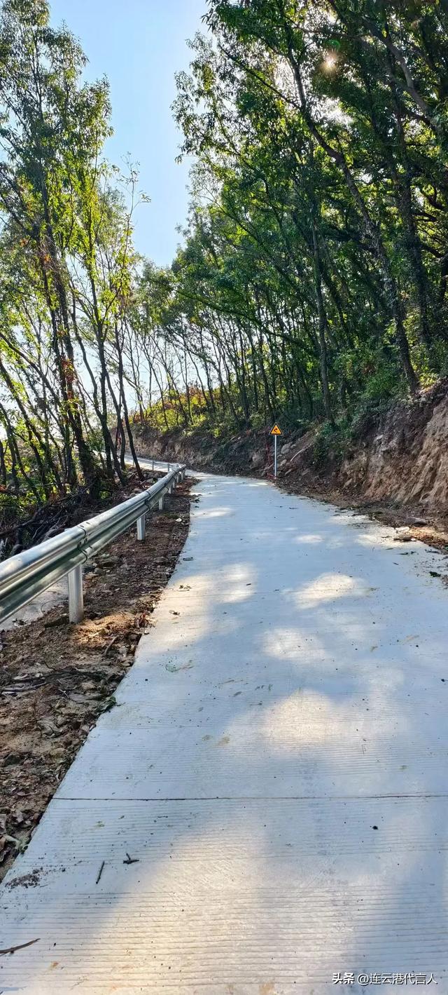 连云港应加速开发瀛洲镜空新景区，徒步瀛洲道赏碧海青山揽城中