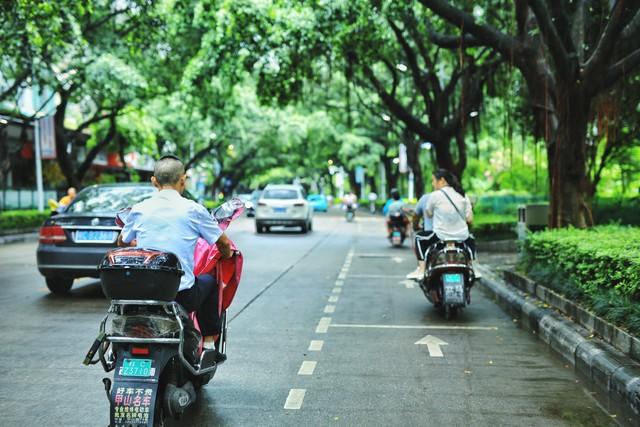 北京已有多人收到短信	，确为官方发布！正试点抓拍这项违法行为