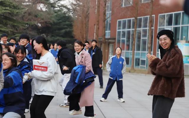 凝心聚力，气拔山河 | 恒德冬季拔河比赛热血开拔！