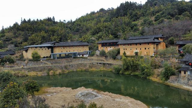 福建南靖土楼——田中赋、河坑土楼群