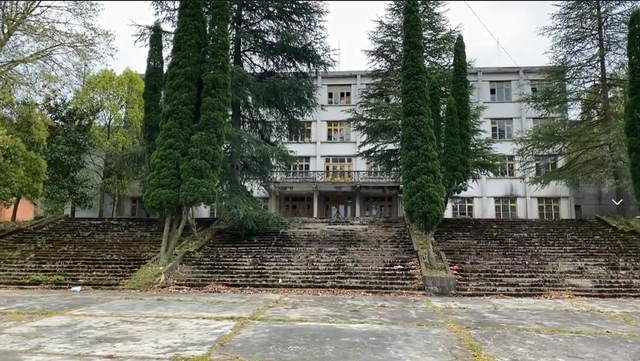 贵州即将消失的三线厂，昔日生活富足幸福满满，如今重组只剩老人