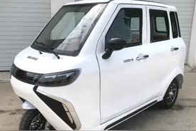 介绍六款燃油三轮篷车，无续航焦虑，最大排量800CC，功率27.5kW图片
