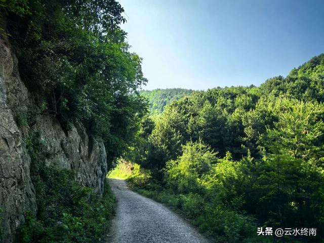 又一次来到蓝田这个“世外桃源”，探访“一潭三瀑”，且行且珍惜
