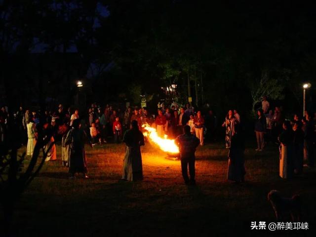 放大招 | 10月1日至6日，入住天台后山，即享烧烤+威士忌+音乐会！等你来嗨～