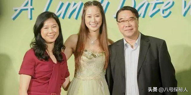 她14岁已是“人间尤物”，被首富看中花10亿娶回家，8年生了四胎