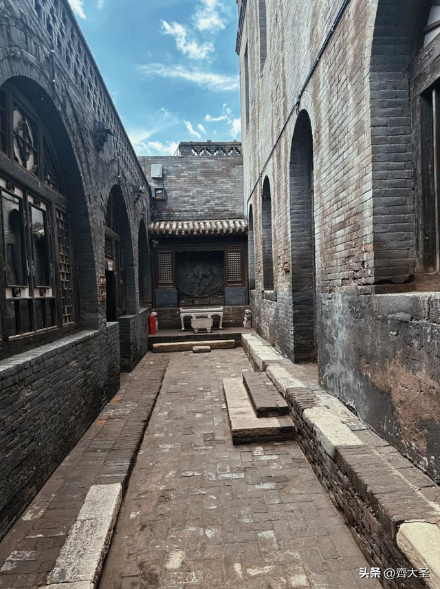 晋中一日游精华攻略：从王家大院到平遥古城