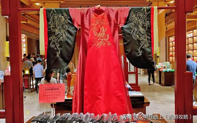双节汉中兴汉胜境超热闹，快冲→