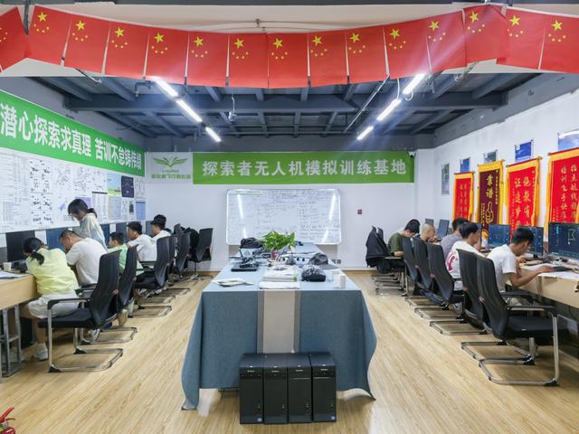 航拍、植保吊运、巡检入门必看！兰州靠谱无人机培训机构全攻略