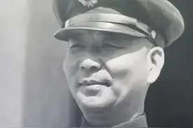 国军最强悍兵团，刘伯承粟裕都打不过它，却被离奇拆散再未重组图片