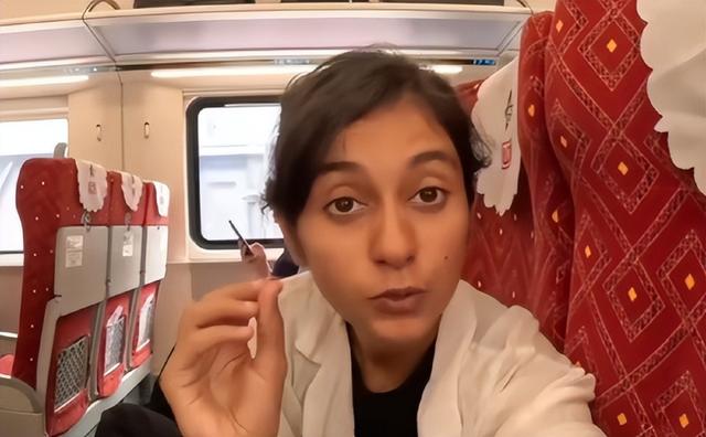 听说印度领先中国，印度美女决定一探究竟，到中国才知道自己被骗