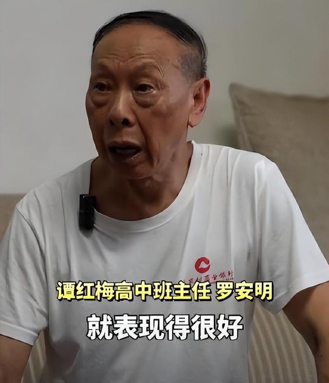 阅兵女机长身份曝光！私生活被扒牺牲太大，老公身份也不简单