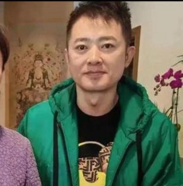 这是任泉吗？真的有点认不出了
