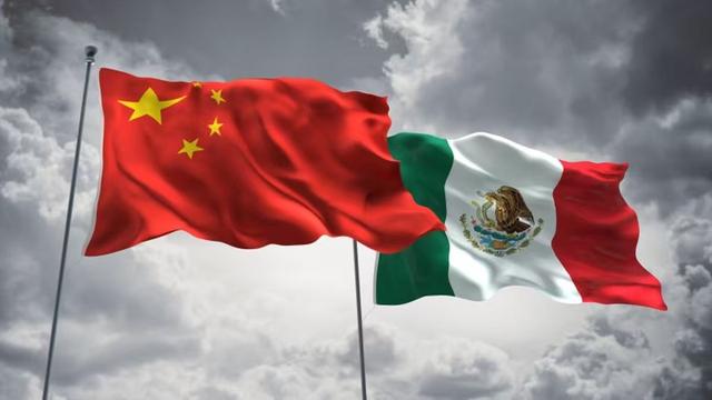 特朗普施压成功，首个随美对华加税国家出现，中方早已划下红线