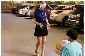 按摩店女技师：别再劝我“从良”图片