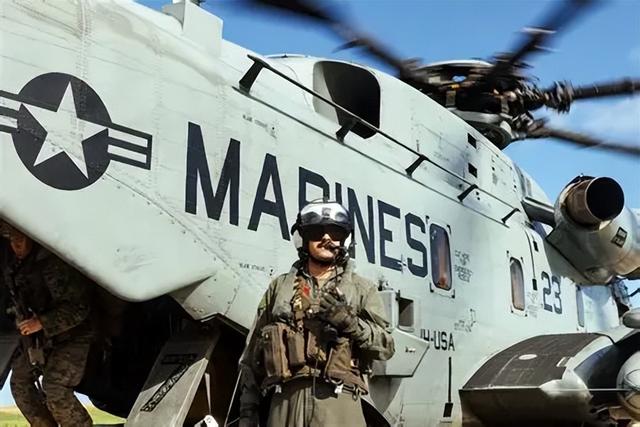 美军战机离奇坠入南海，仅仅24小时后，特朗普亲自宣布“破案”