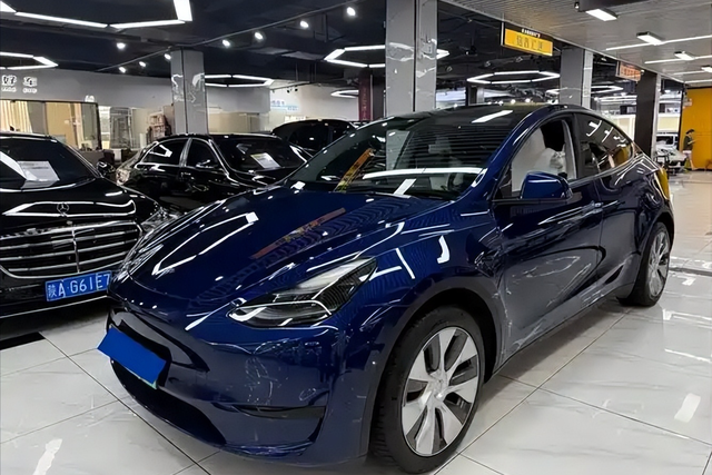 最疯薪酬方案通过！特斯拉股东批准马斯克万亿薪酬方案，他值吗