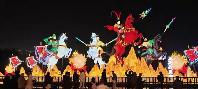 万马奔腾贺新岁！武汉园博园灯会今日亮灯，超全攻略速看！