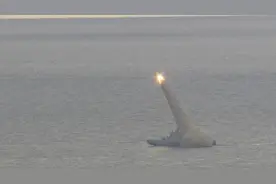 复刻乌克兰战场？美对台军援25亿美元，24小时内，解放军四面围台图片